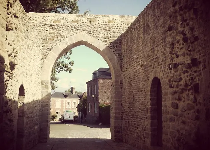 Semesterbostad La Bassurelle *