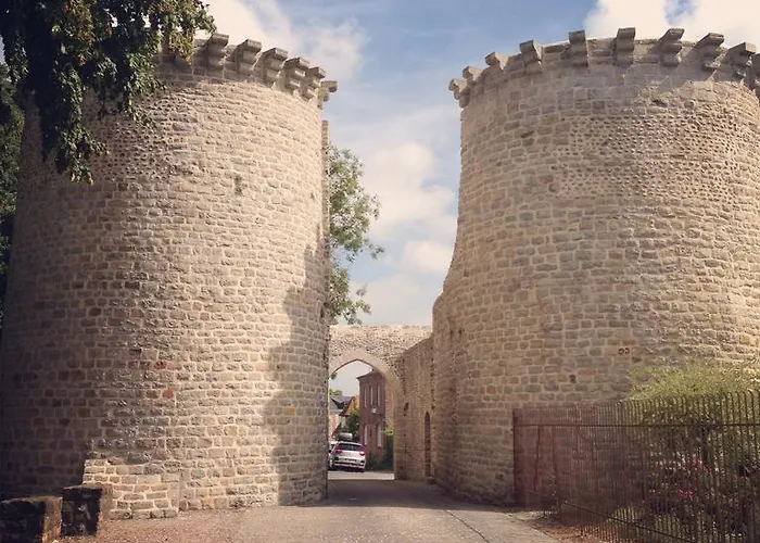 Semesterbostad La Bassurelle *